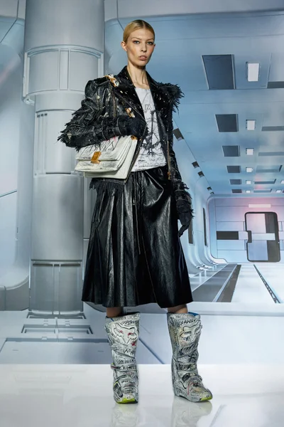 Look 5